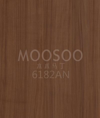 Panouri din lemn de tec auriu periat cu sârmă